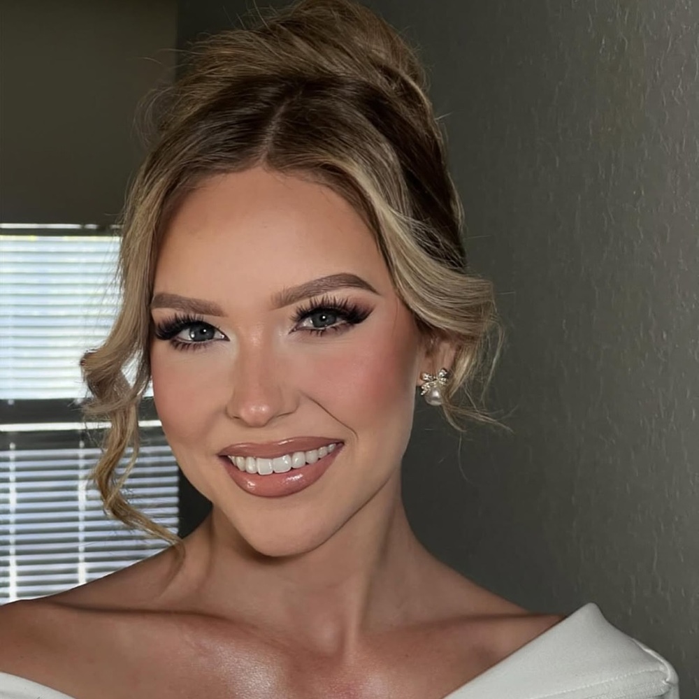 Meet your Posher, Haley